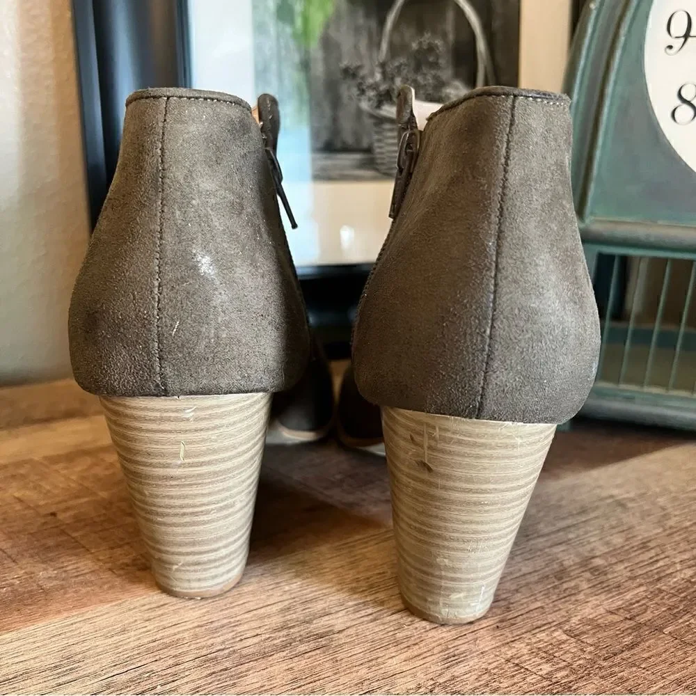 Green Old Navy Sueded Ankle Boot for Women 9